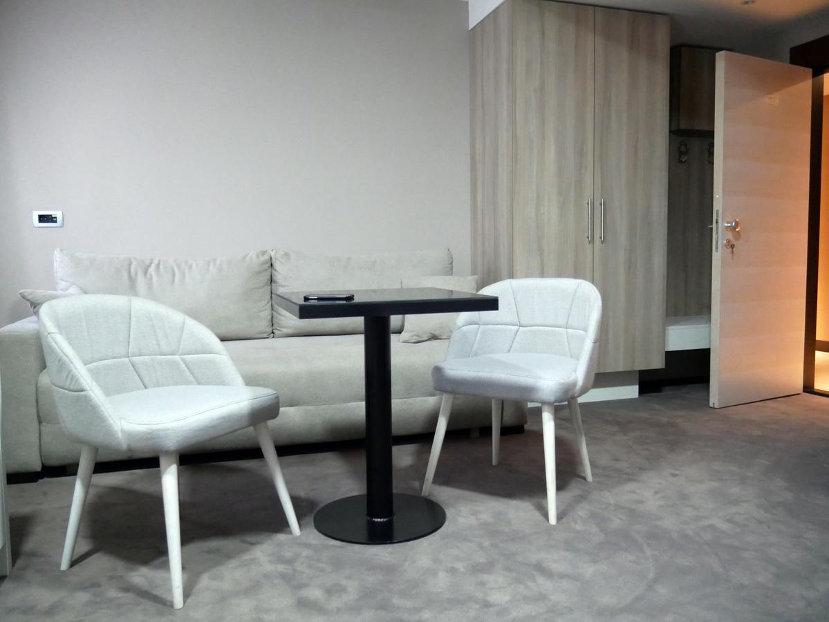 Hotel Беране Екстер'єр фото